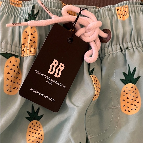 Bondi Beamers Pineapple Print Women's Athletic Shorts - Picture 3 of 6